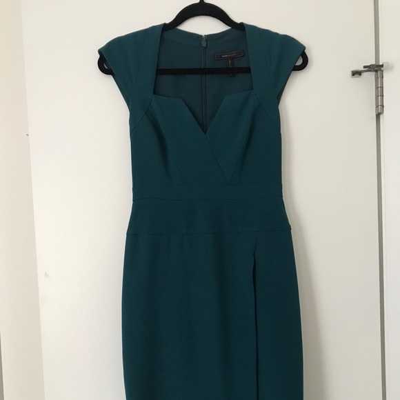Asymmetrical neckline dress - Picture 1 of 4